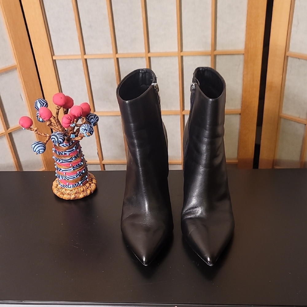 MARC FISHER Garina Bootie